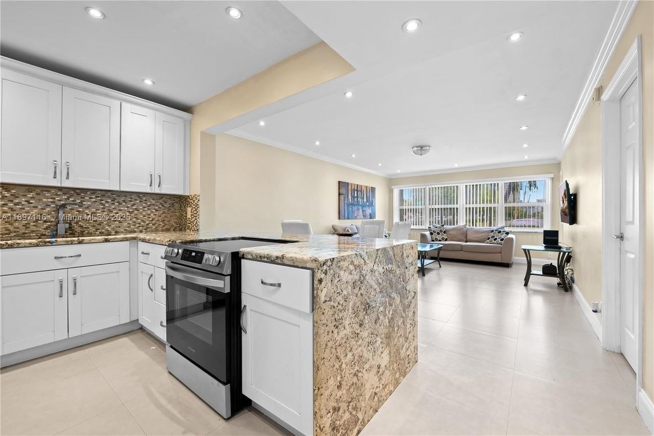 329 Southeast 3rd Street #103S