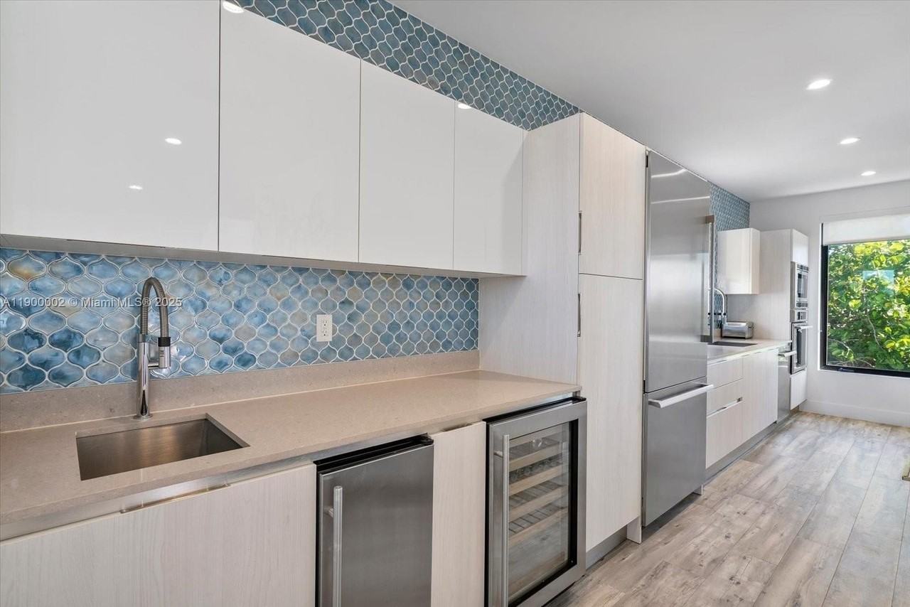 332 Balboa St - Photo 7 of 47