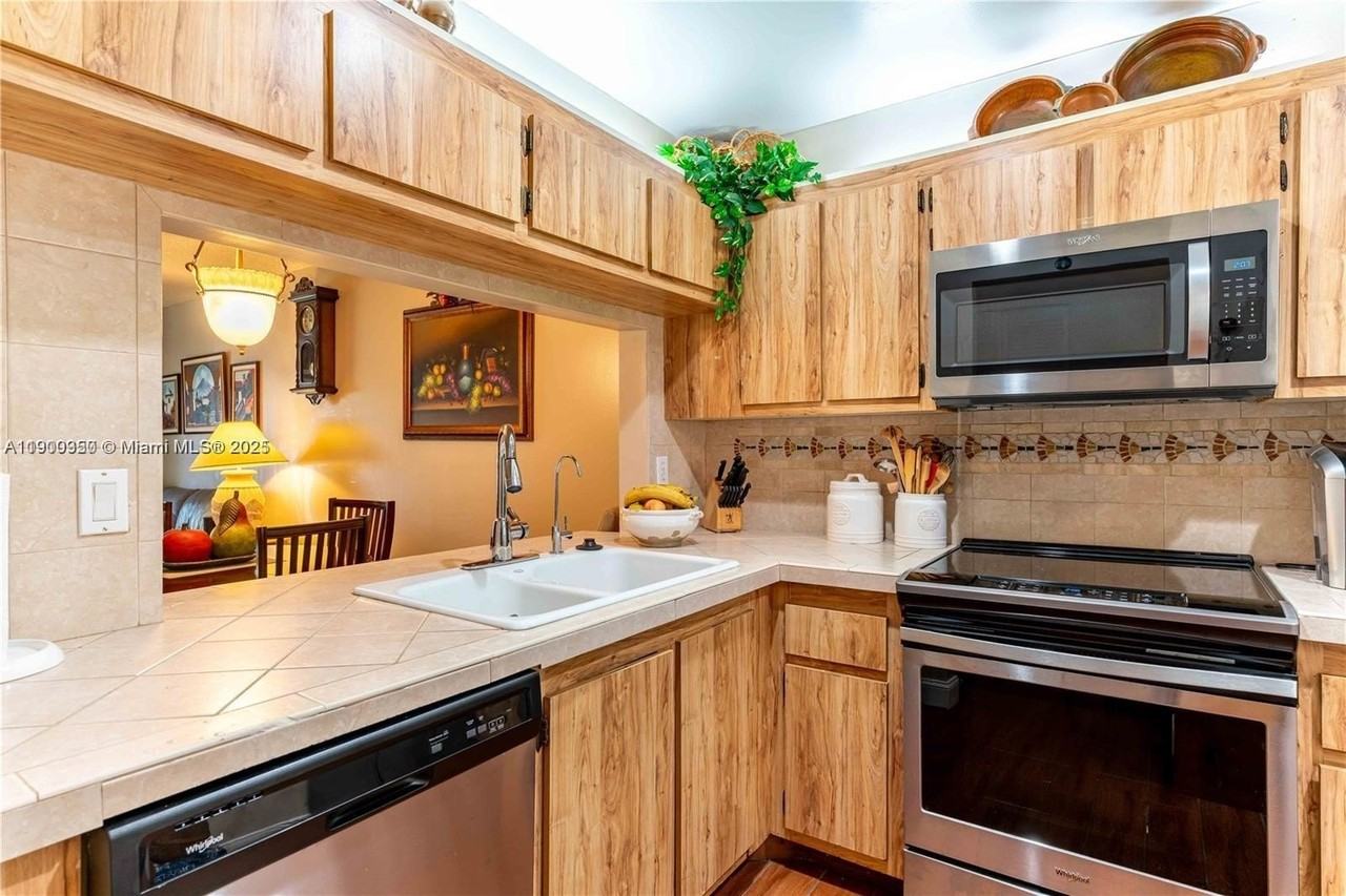 15805 W Waterside Cir #201 - Photo 2 of 23