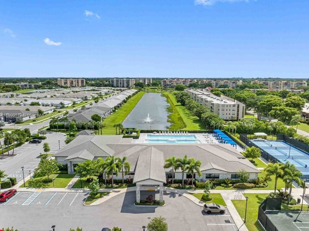 14828 Golden Jax Ln - Photo 6 of 48