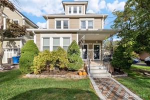 featured image of 20 Rose Street #2