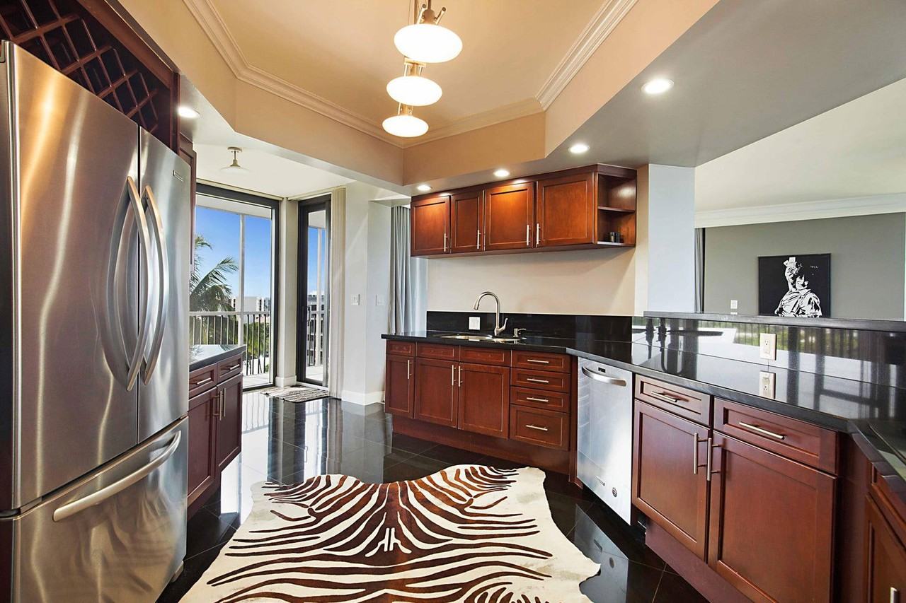 2401 N Ocean Blvd - Photo 7 of 8