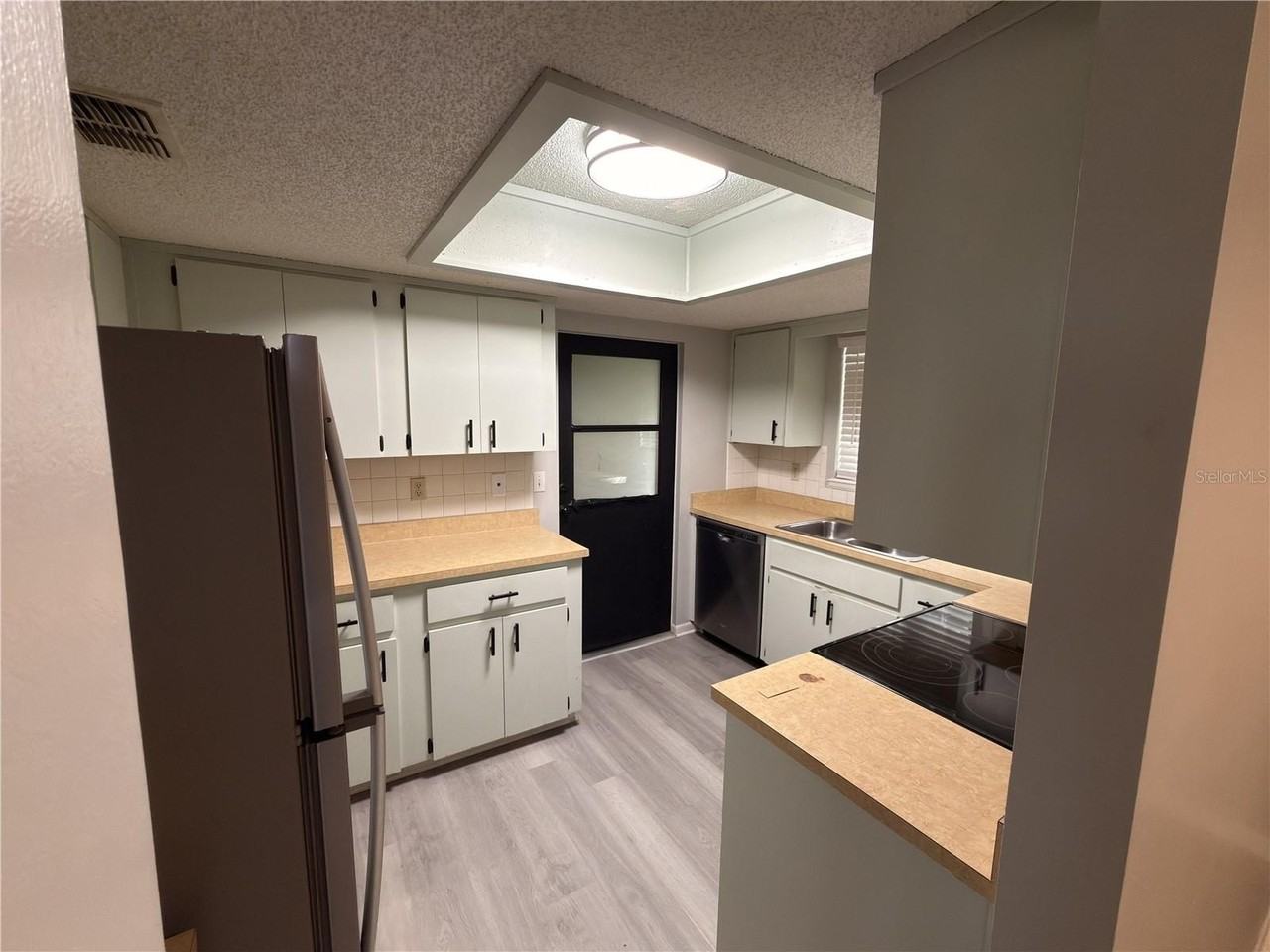 9940 Southwest 101st Lane - Photo 6 of 32