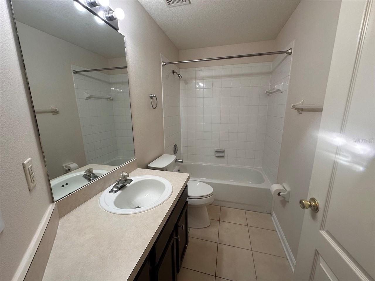 30252 Ingalls Ct - Photo 7 of 25