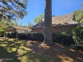 featured image of 11 Timber Ridge Dr