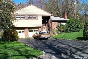 featured image of 13 Gay Dr