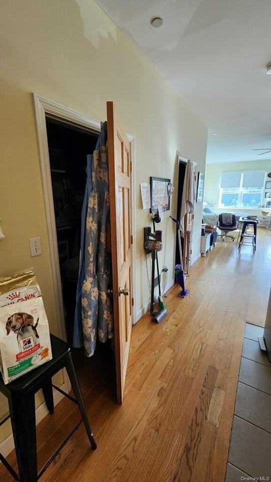 292 Main St - Photo 6 of 9