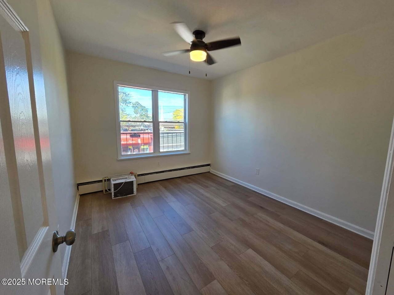 1 Willis Pl Apt 3 #3 - Photo 6 of 8