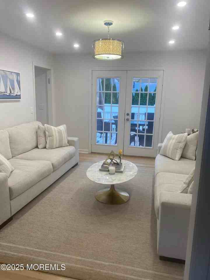 2 Campbell Court - Photo 5 of 6