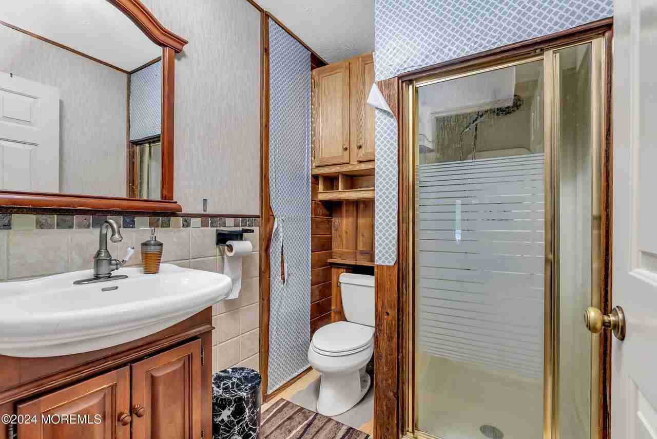 32 Woodrow St - Photo 6 of 19