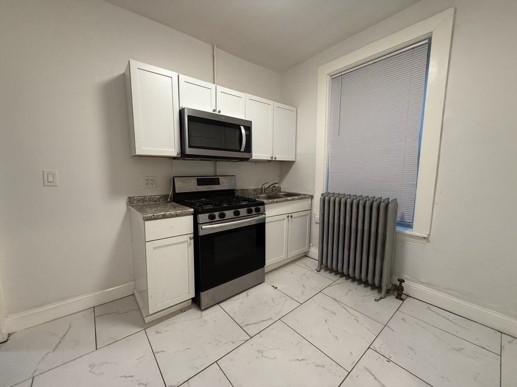 6928 S Green St #1S - Photo 5 of 12