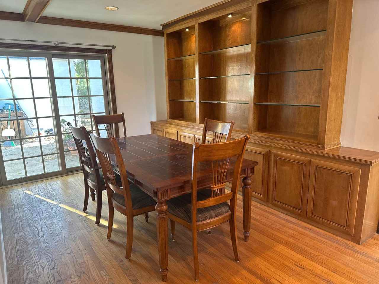 Cometa Avenue - Photo 2 of 13