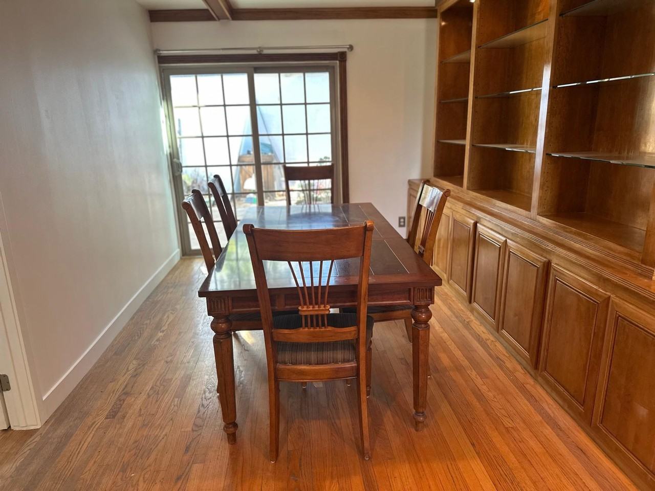 Cometa Avenue - Photo 3 of 13