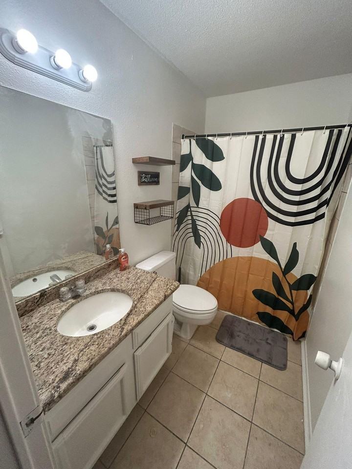 Outlaw Bnd - Photo 3 of 18