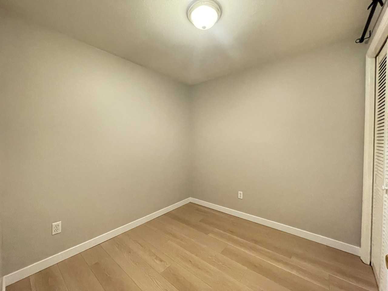 16737 85 Avenue - Photo 7 of 12