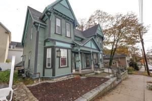 featured image of 331 E High St