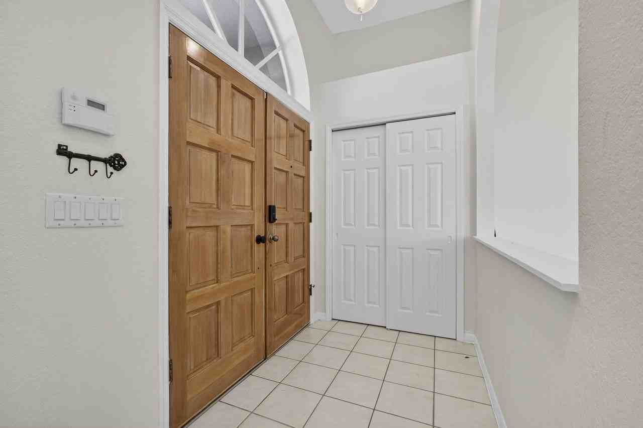 12865 Meadowbend Dr - Photo 5 of 47