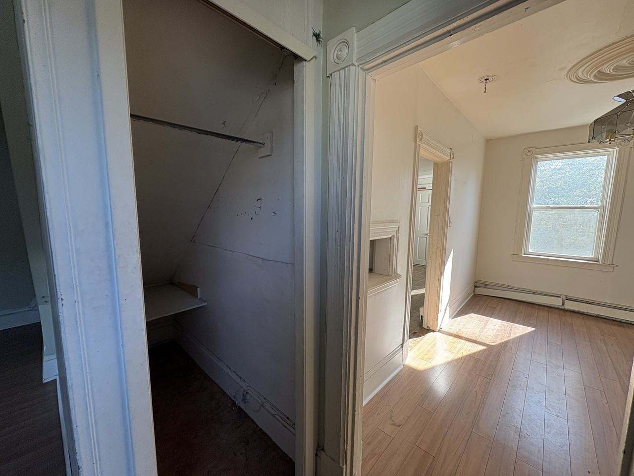 184 Duke Street West #184 - Photo 4 of 16