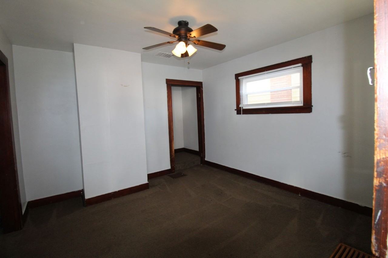 443 Emerick St - Photo 2 of 20