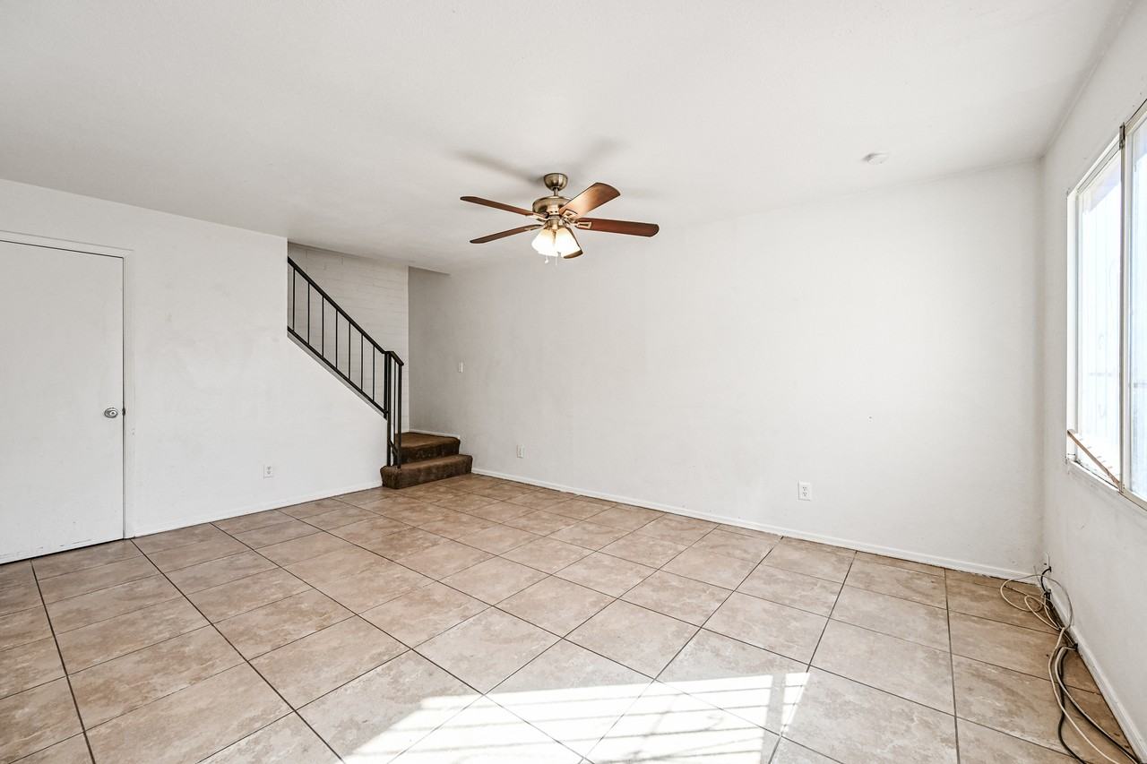 4240 South 46th Place - Photo 2 of 17