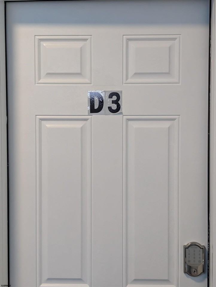 143 S South Carolina Ave - Photo 4 of 29