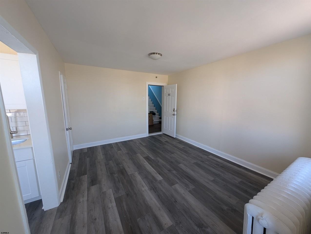 143 S South Carolina Ave - Photo 7 of 29