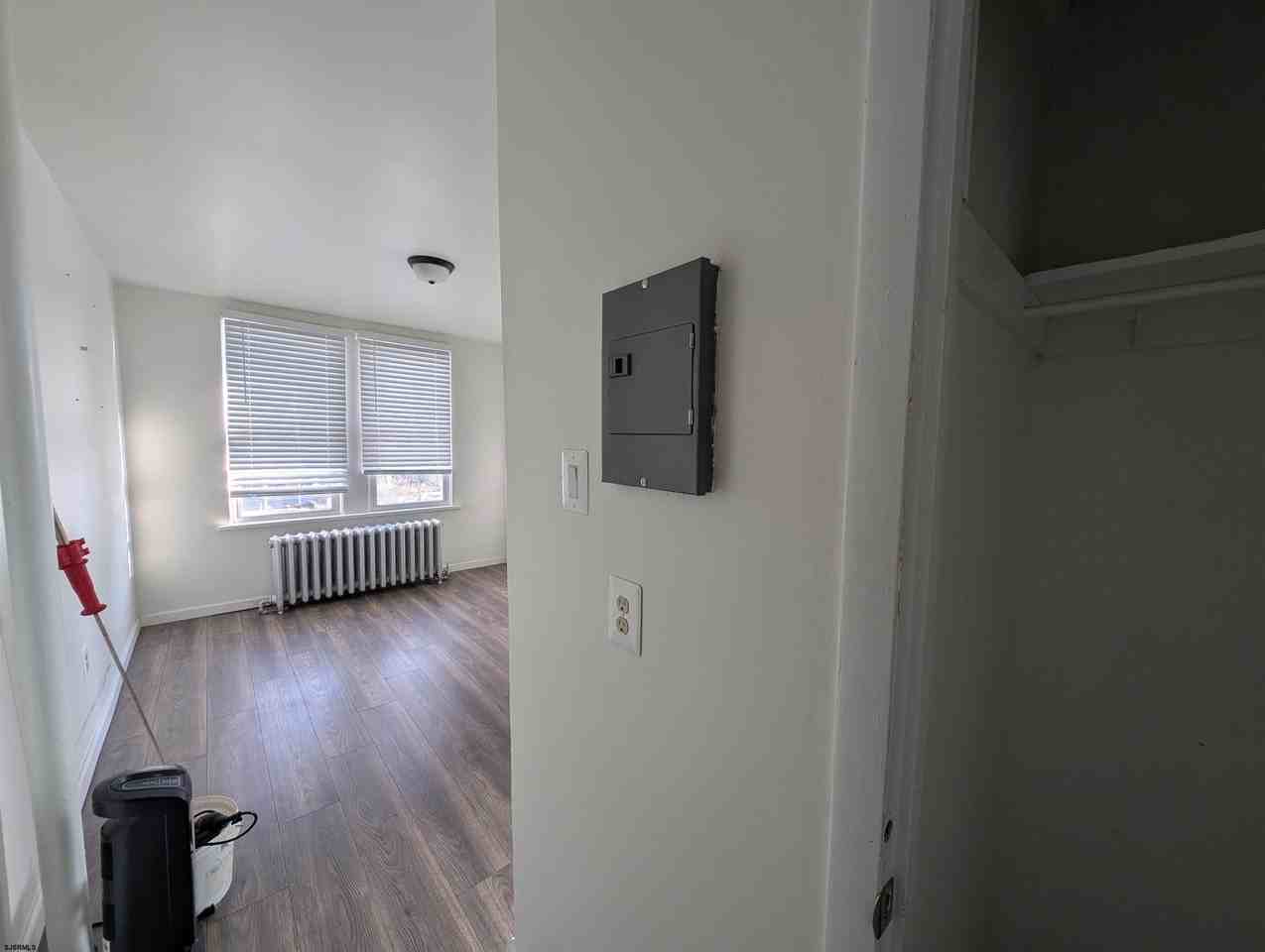 143 S South Carolina Ave - Photo 7 of 35