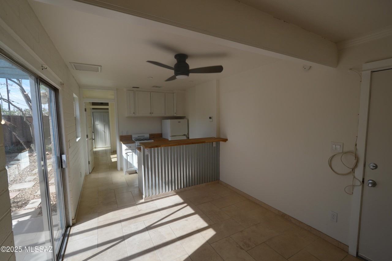 1407 North Catalina Avenue #1 - Photo 2 of 10