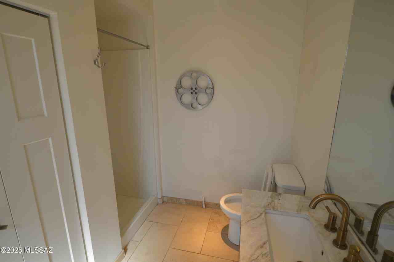 1407 North Catalina Avenue #1 - Photo 7 of 10