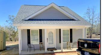 featured image of 321 Ne Cedar Trl