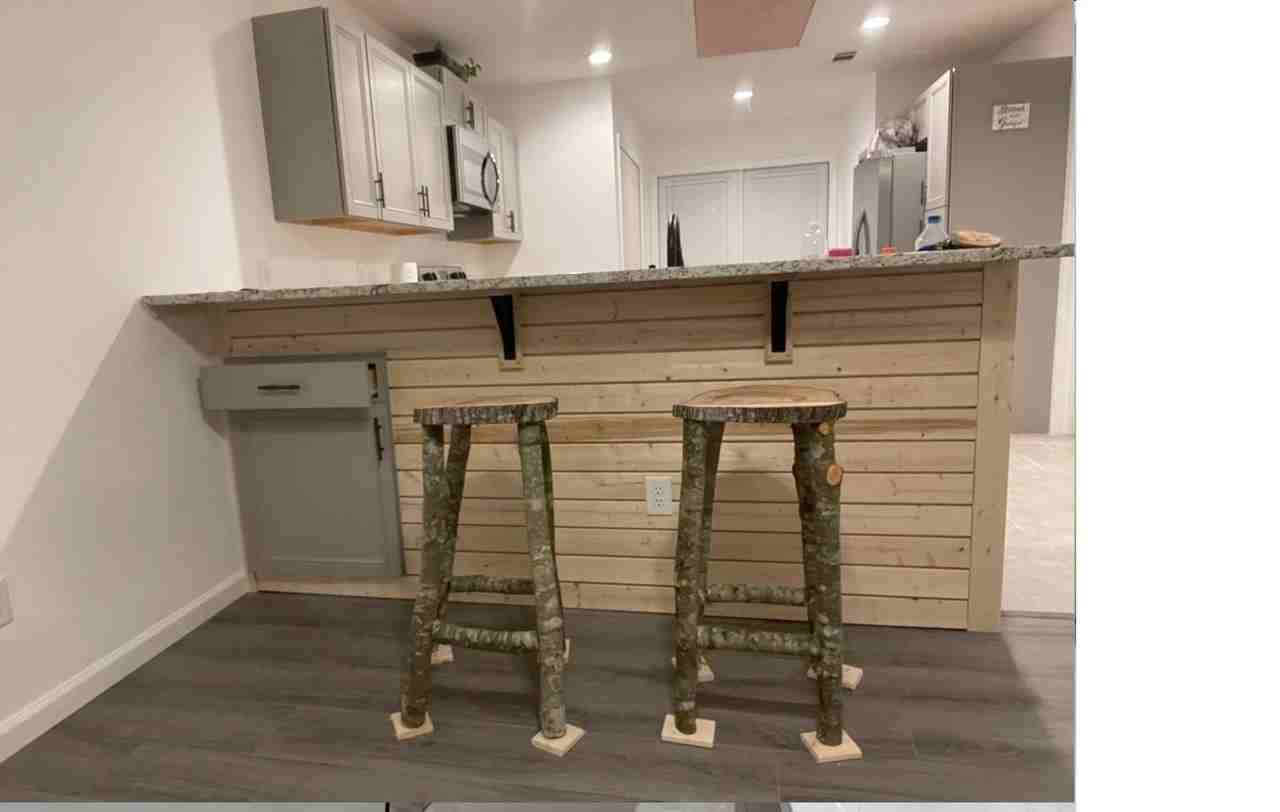 321 Ne Cedar Trl - Photo 3 of 13