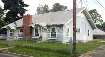 featured image of 302 W Prasch Ave