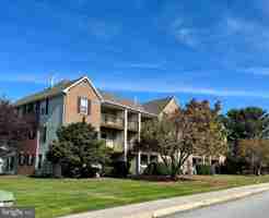 featured image of 101 N Caroline Pl Apt 303 #303