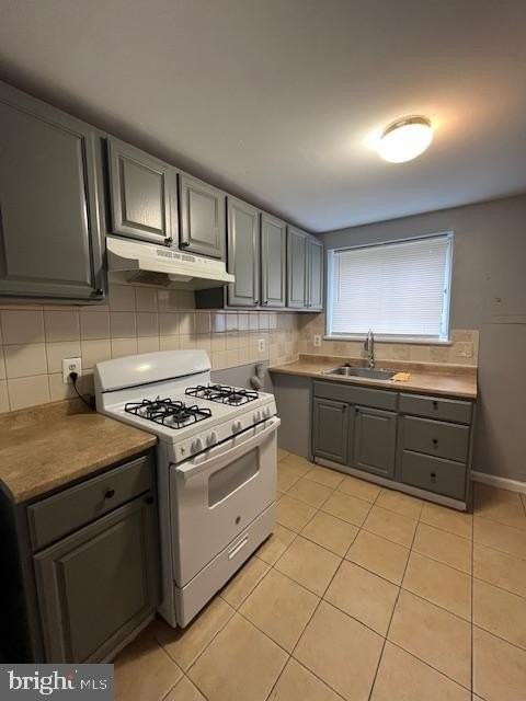 1120 Shields Place - Photo 3 of 10