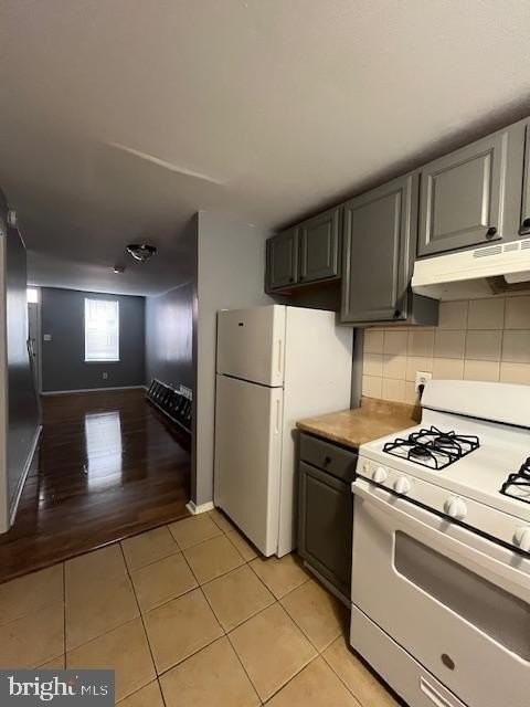 1120 Shields Place - Photo 5 of 10