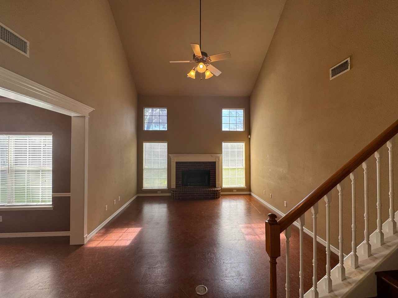 10640 East 114th Street South - Photo 4 of 31