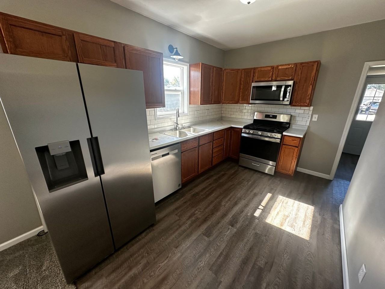 6416 Carnegie St - Photo 4 of 9