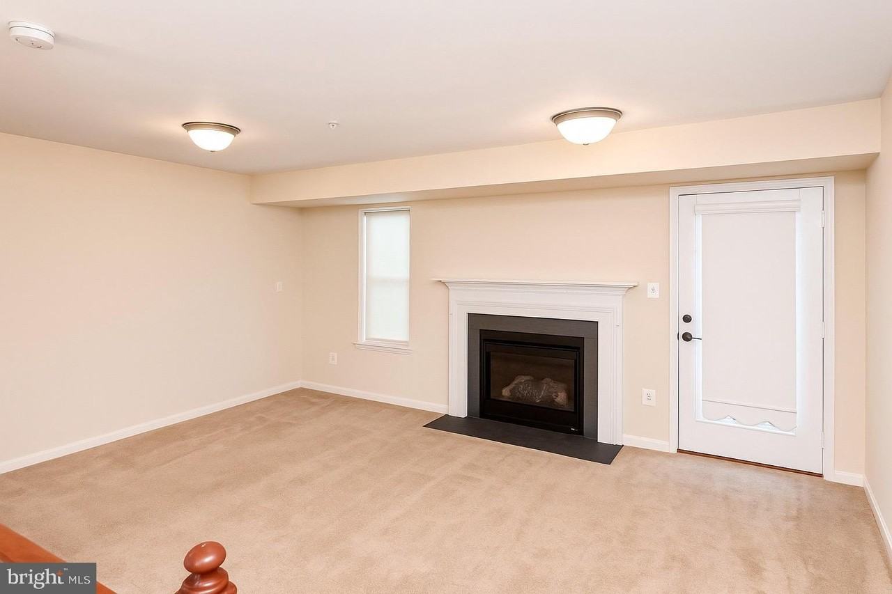 3232 Careysbrook Ct - Photo 7 of 9