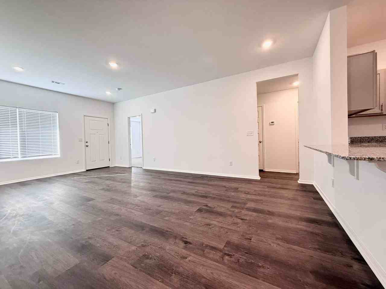 2804 Evans Street - Photo 2 of 16