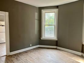 823 Oak St - Photo 1 of 1