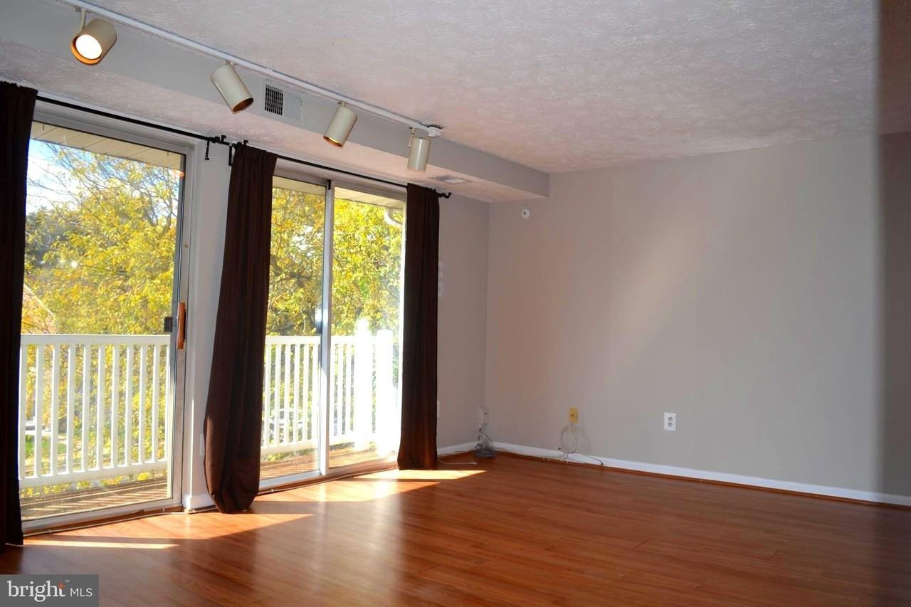 504 Philmont Drive #9 - Photo 2 of 15