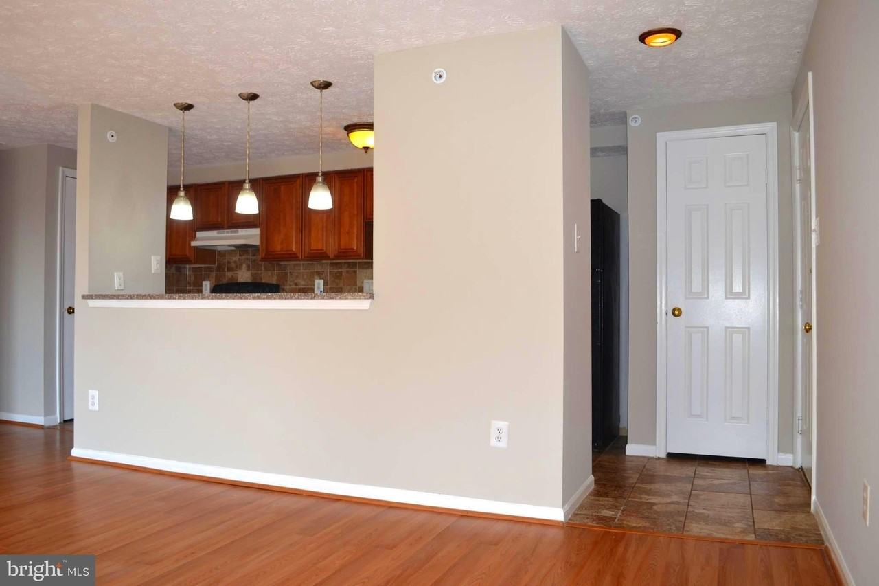 504 Philmont Drive #9 - Photo 3 of 15