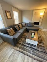 featured image of 87 Howe St