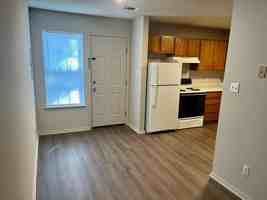 featured image of 1130A- 1155D Farley Circle