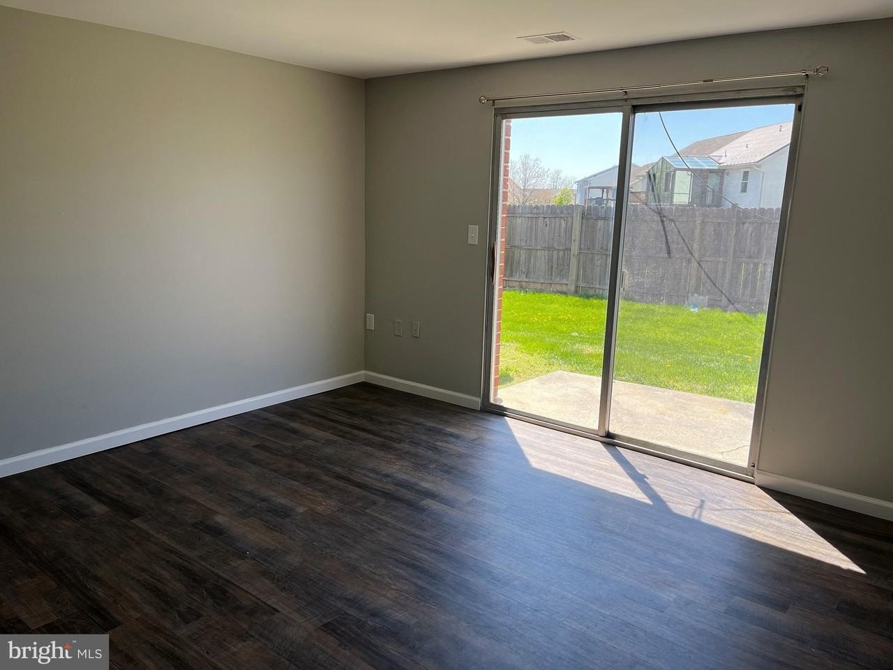 65 North St Apt 4 #4 - Photo 4 of 9