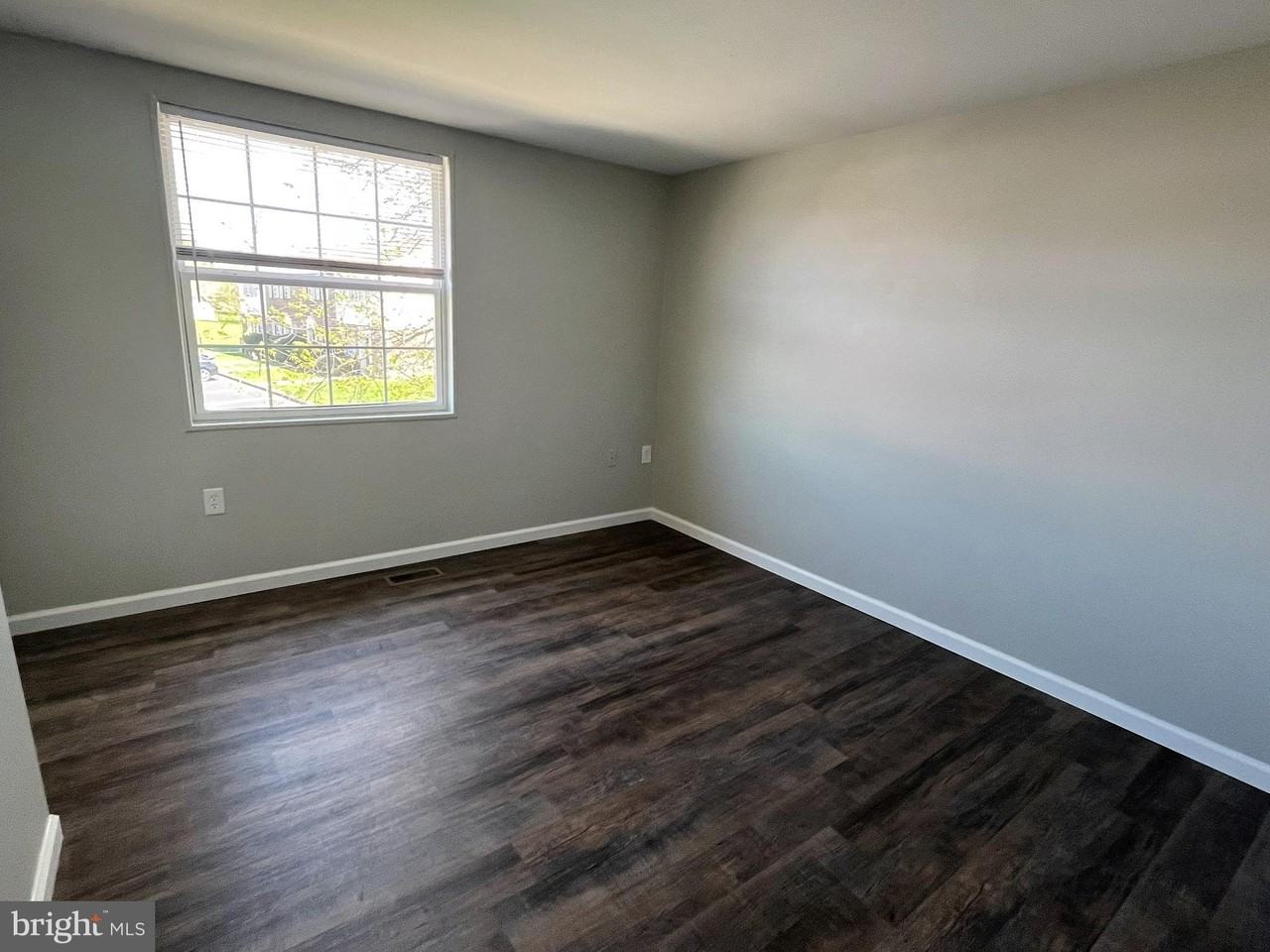 65 North St Apt 4 #4 - Photo 7 of 9