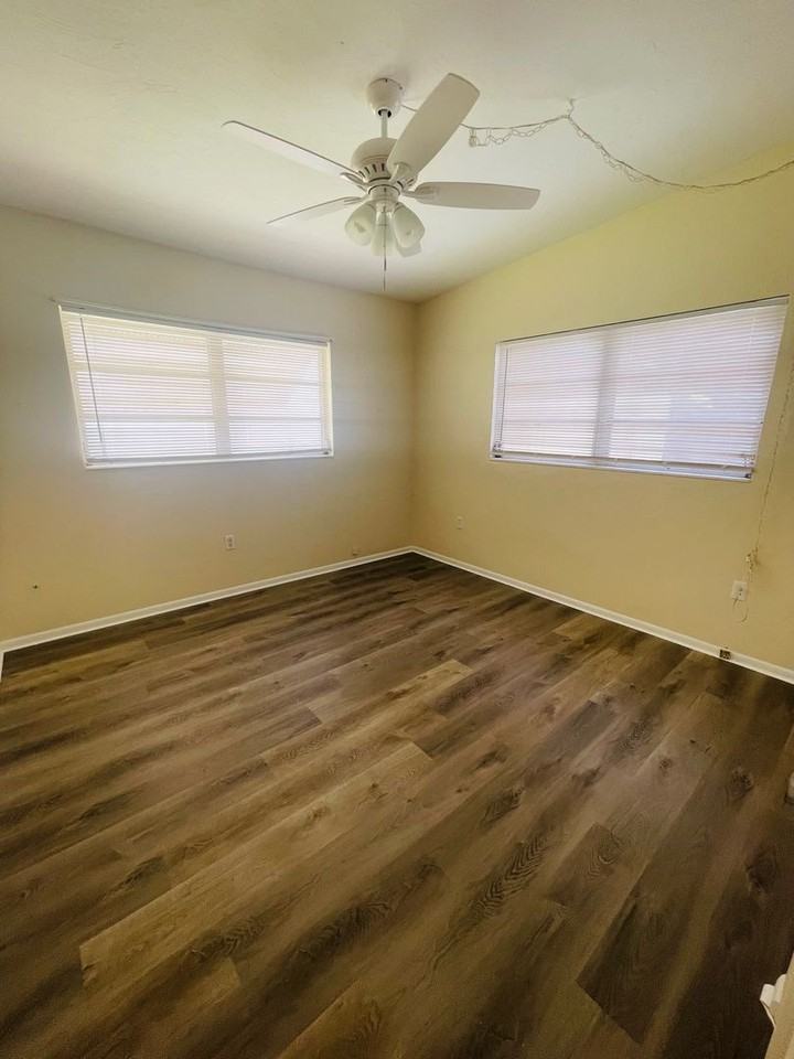 2229 Goldenrod St - Photo 7 of 17