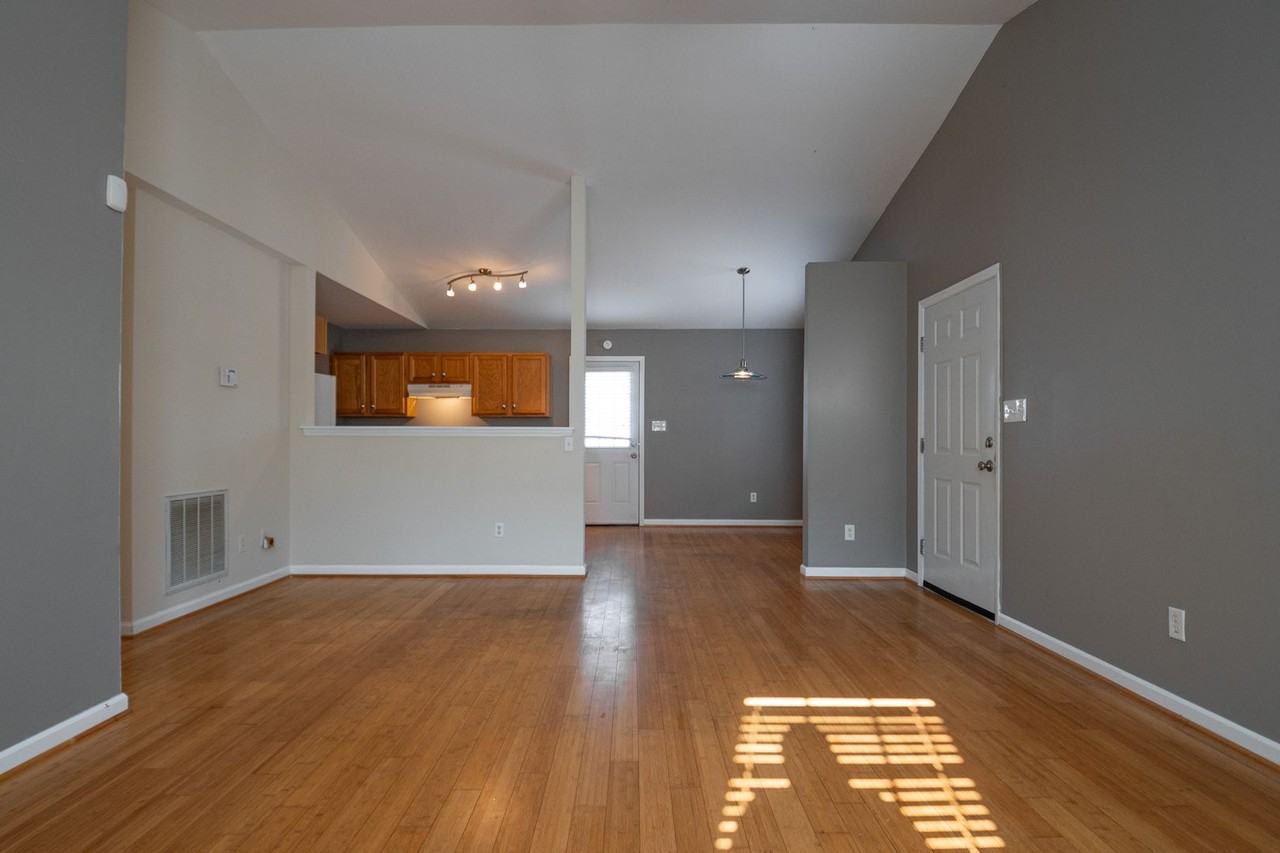 2618 Lexington St - Photo 7 of 16