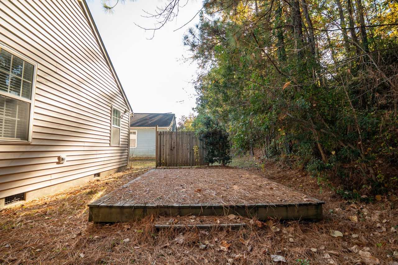 2618 Lexington St - Photo 4 of 16