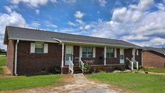 105 Teakwood Dr - Photo 1 of 1